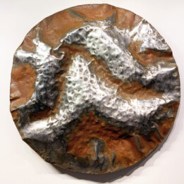 Karol Wycisk, Tożsamość, stal czarna, śrenica 90 cm, 2021