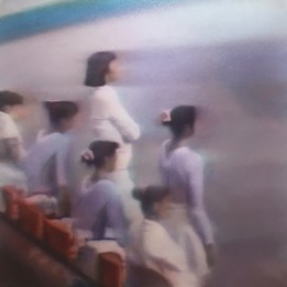 Agata Głogowska, Oczekiwanie, olej na płótnie, 80x80cm, 2022